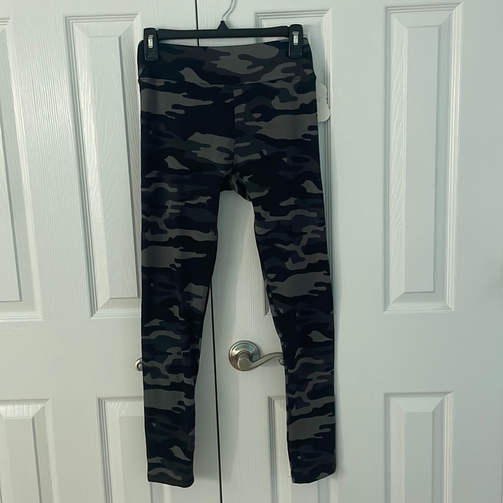 Camo leggings